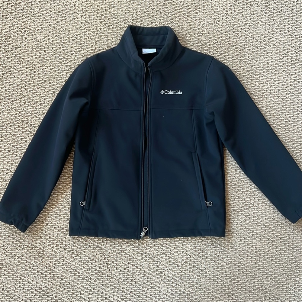Like New Boys Columbia Lightweight Jacket size Medium